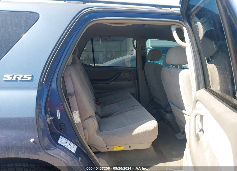 2004 TOYOTA SEQUOIA SR5 V8 VIN: 5TDZT34A34S233537