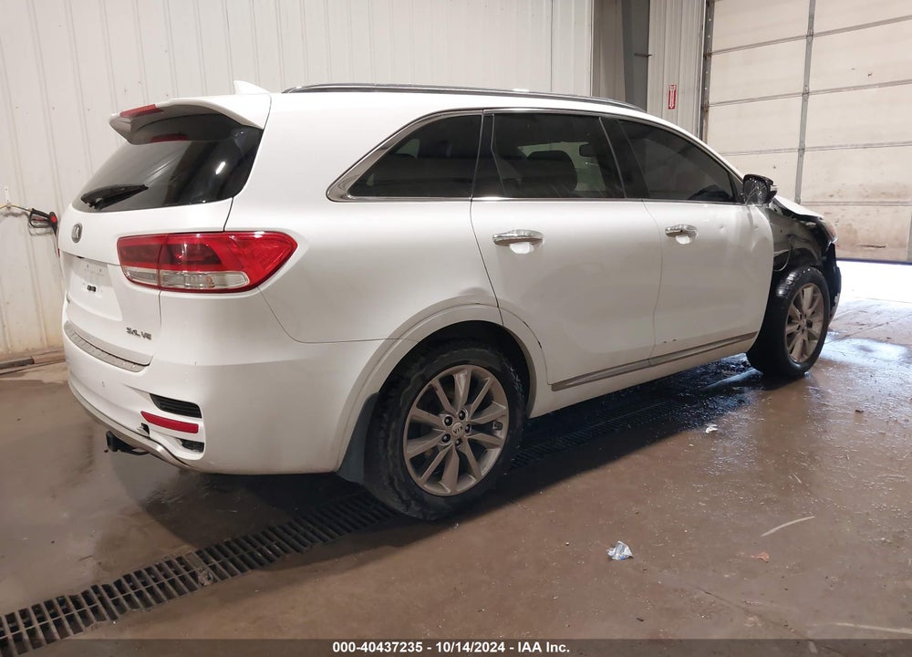 2016 KIA SORENTO 3.3L SXL VIN: 5XYPKDA54GG148750