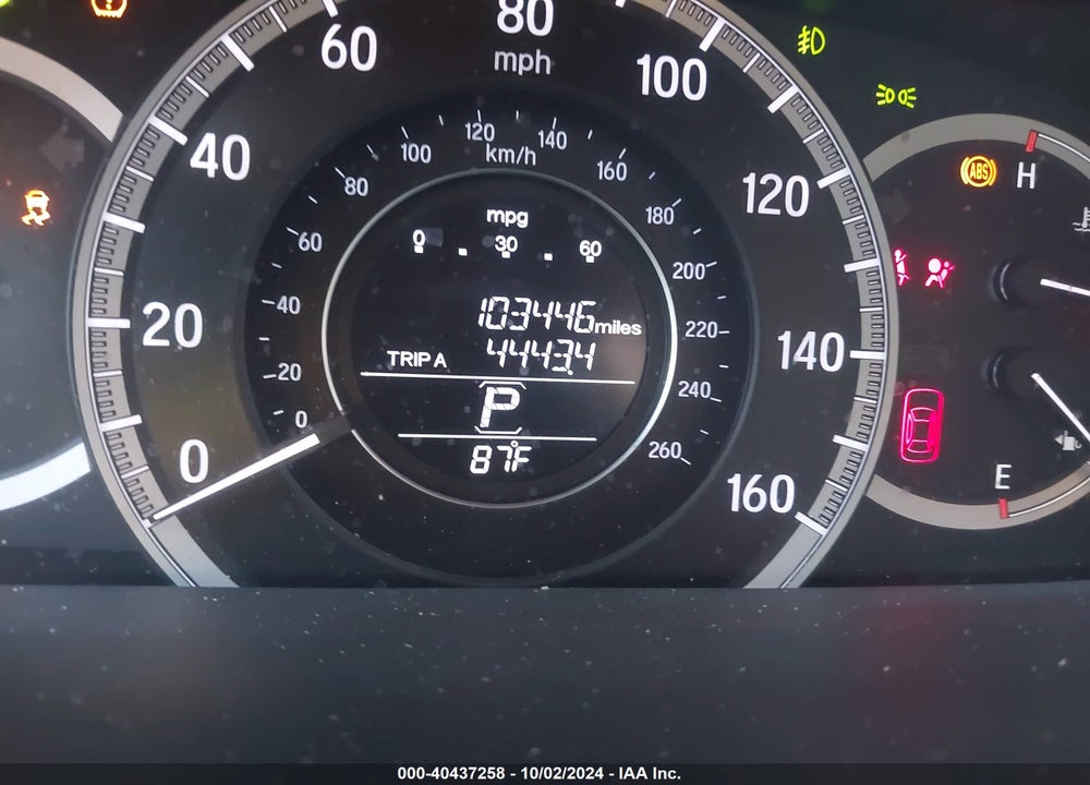 2016 HONDA ACCORD EX-L VIN: 1HGCR2F82GA130136