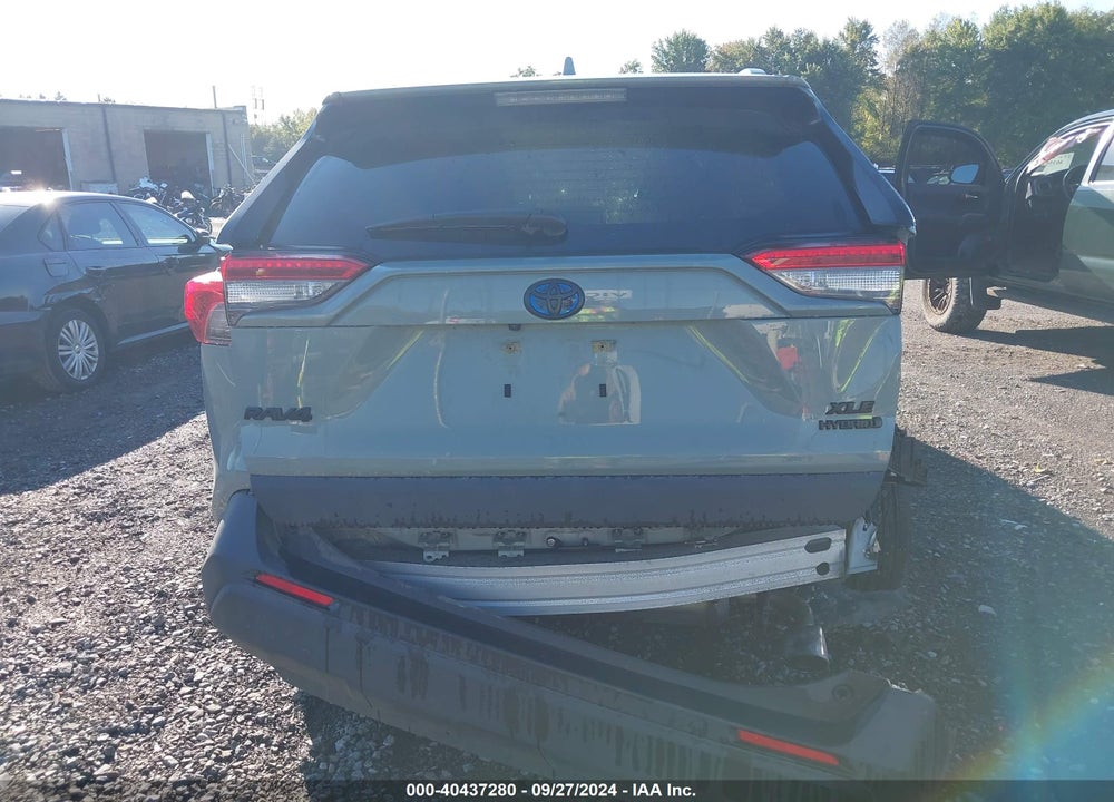 2023 TOYOTA RAV4 HYBRID XLE VIN: JTMRWRFV6PD195084