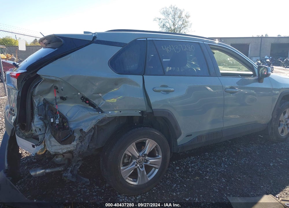 2023 TOYOTA RAV4 HYBRID XLE VIN: JTMRWRFV6PD195084