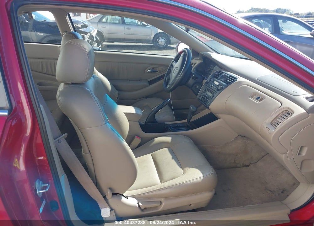 1998 HONDA ACCORD EX V6 VIN: 1HGCG2257WA006878
