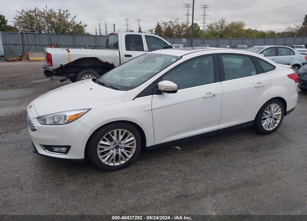 2018 FORD FOCUS TITANIUM VIN: 1FADP3J2XJL285603