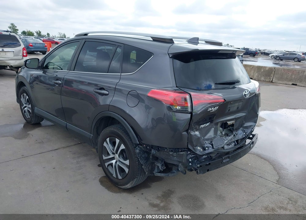 2018 TOYOTA RAV4 LE VIN: JTMZFREV0JJ212147