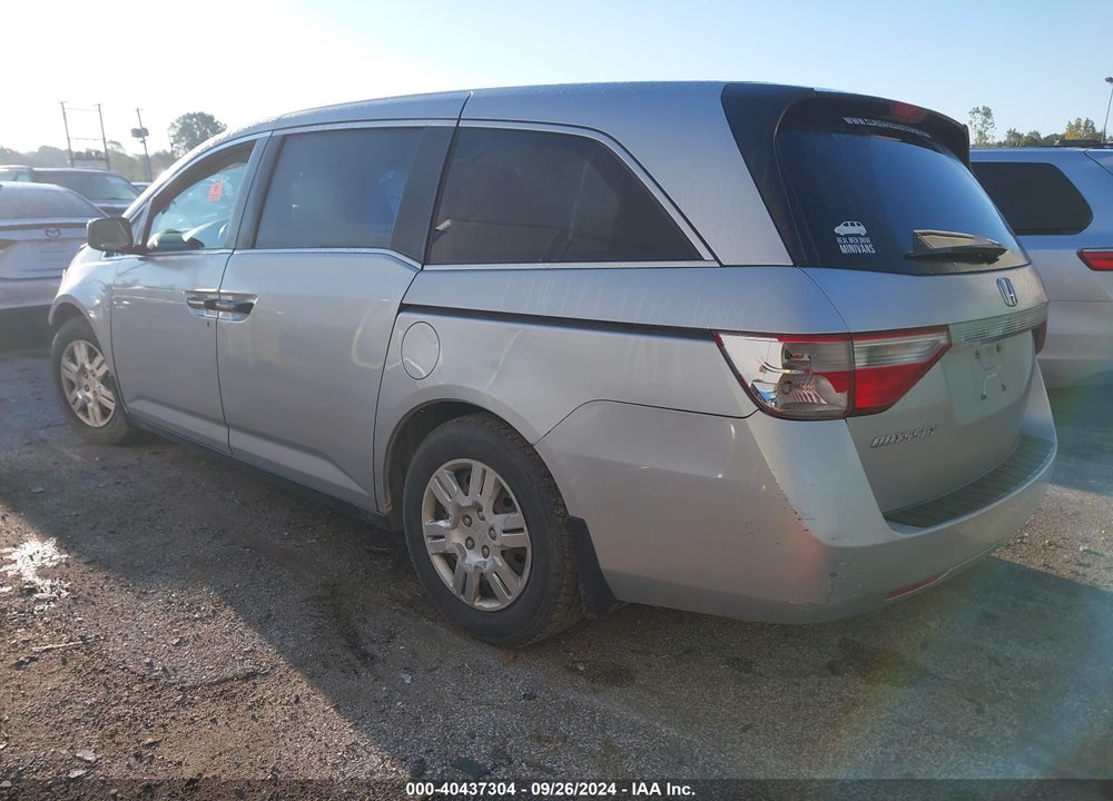 2011 HONDA ODYSSEY LX VIN: 5FNRL5H25BB029631