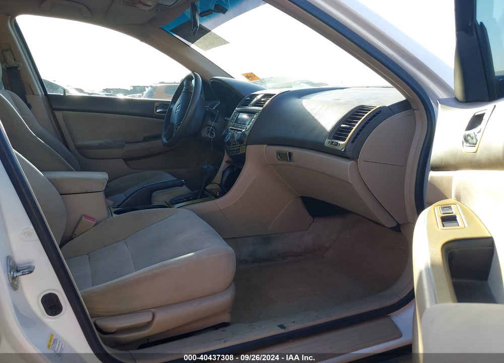 2004 HONDA ACCORD 3.0 LX VIN: 1HGCM66344A064047