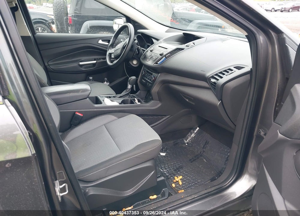 2017 FORD ESCAPE SE VIN: 1FMCU0GD3HUE38702