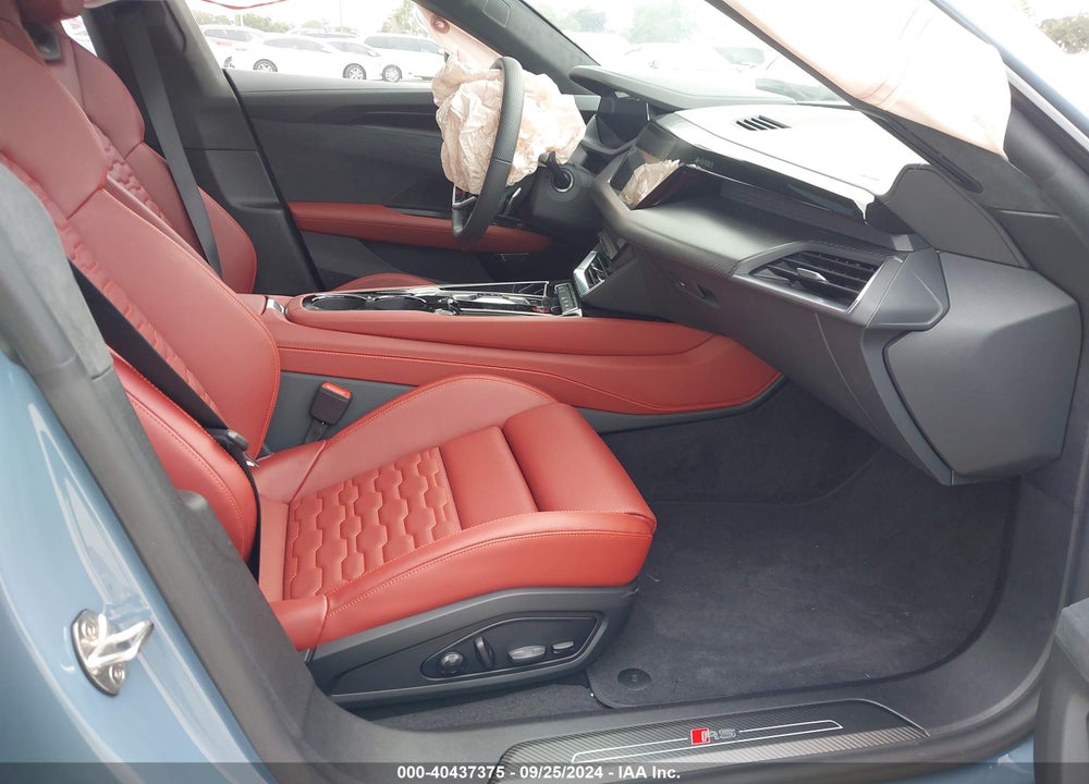 2024 AUDI RS E-TRON GT QUATTRO VIN: WAUBHBFW6R7901206