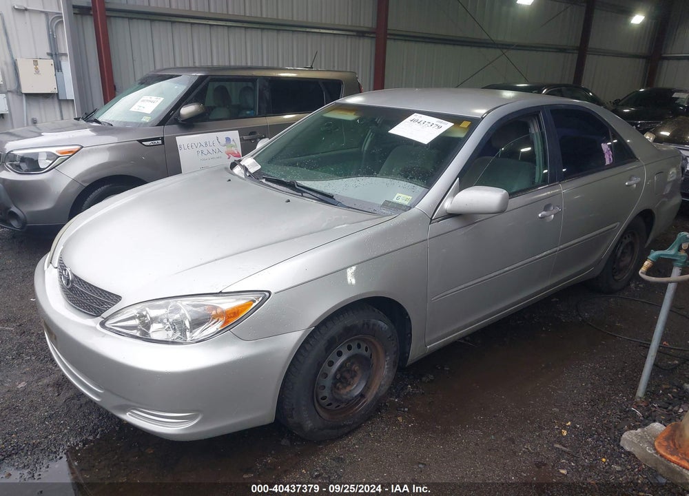 2004 TOYOTA CAMRY LE VIN: 4T1BE32K44U913719