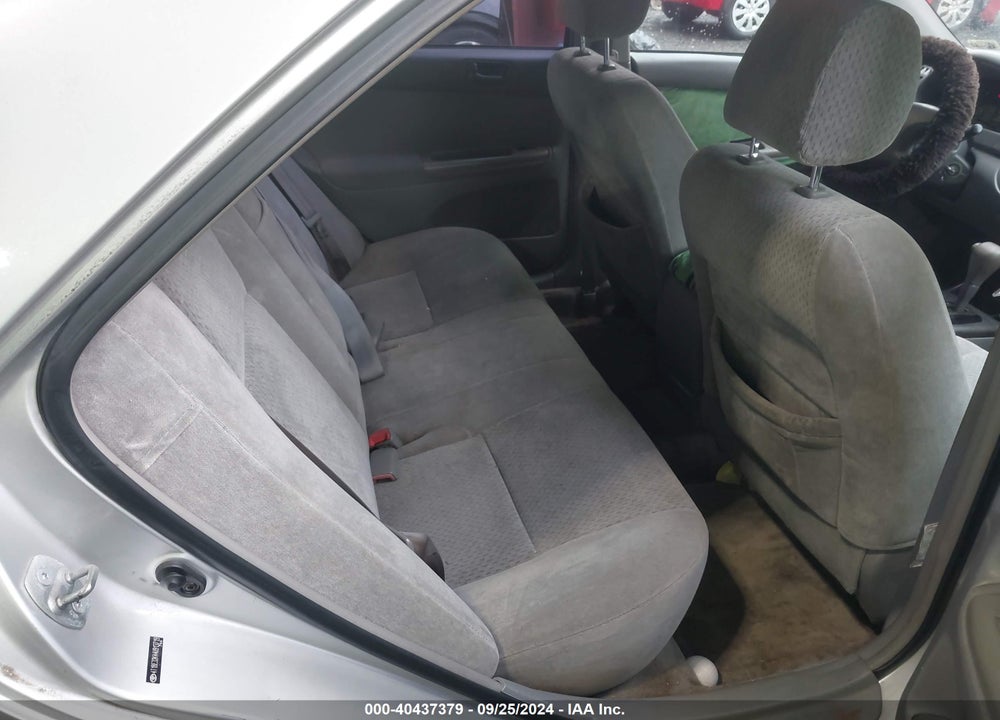 2004 TOYOTA CAMRY LE VIN: 4T1BE32K44U913719