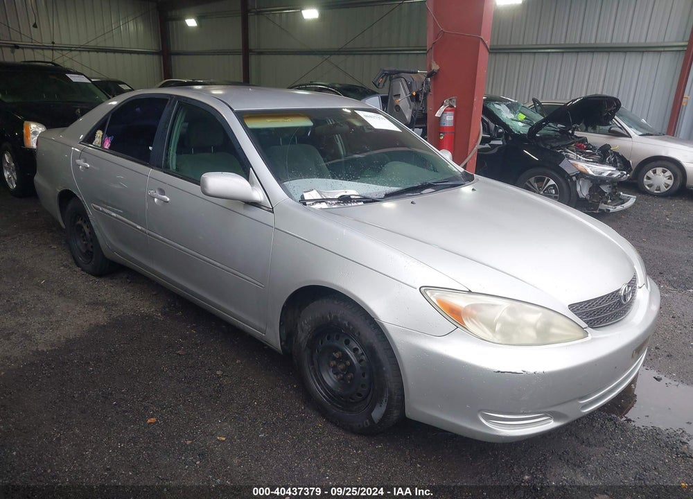 2004 TOYOTA CAMRY LE VIN: 4T1BE32K44U913719