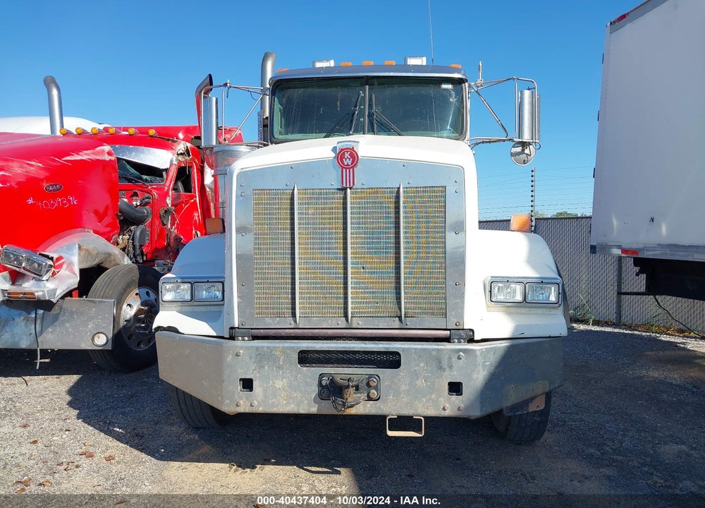 2019 KENWORTH T800 VIN: 3WKDD40X2KF257273