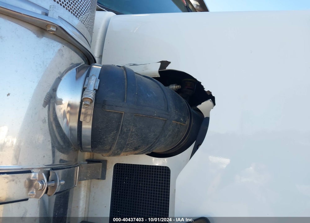 2019 KENWORTH T800 VIN: 3WKDD40X8KF257259
