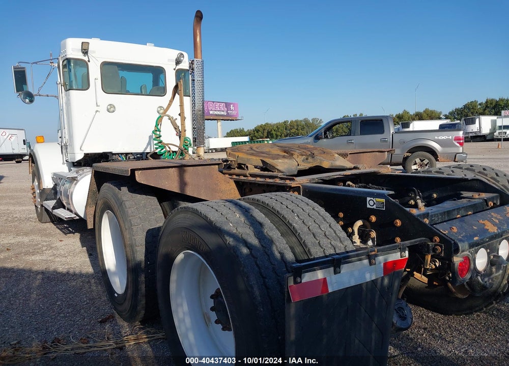 2019 KENWORTH T800 VIN: 3WKDD40X8KF257259