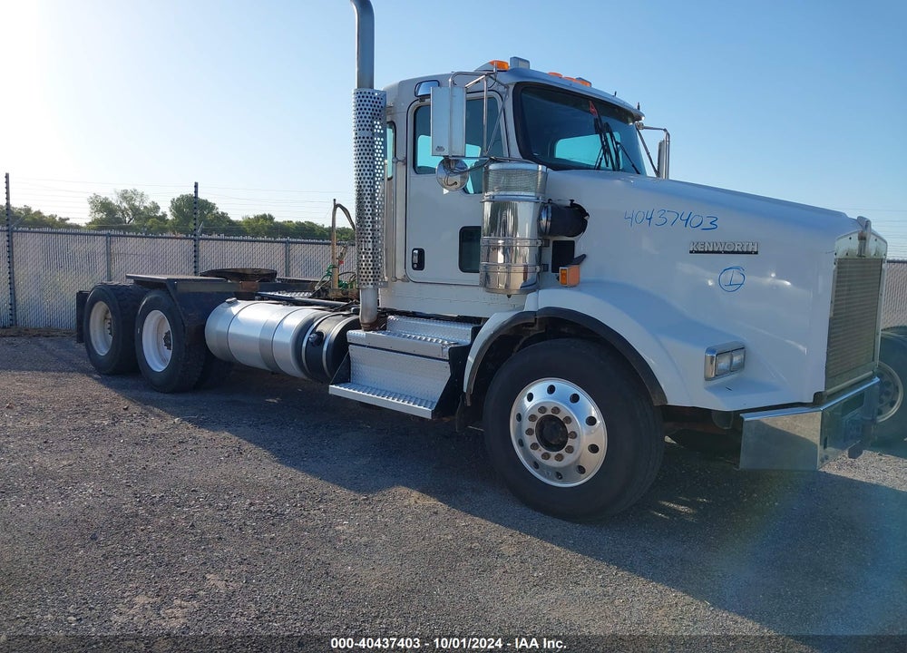 2019 KENWORTH T800 VIN: 3WKDD40X8KF257259
