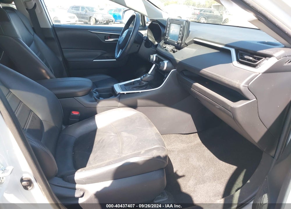 2021 TOYOTA RAV4 XLE PREMIUM VIN: 2T3C1RFV7MW130442
