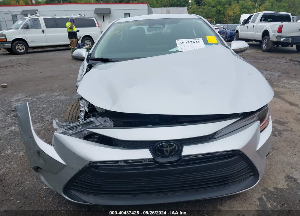 2024 TOYOTA COROLLA LE VIN: 5YFB4MDE8RP083187