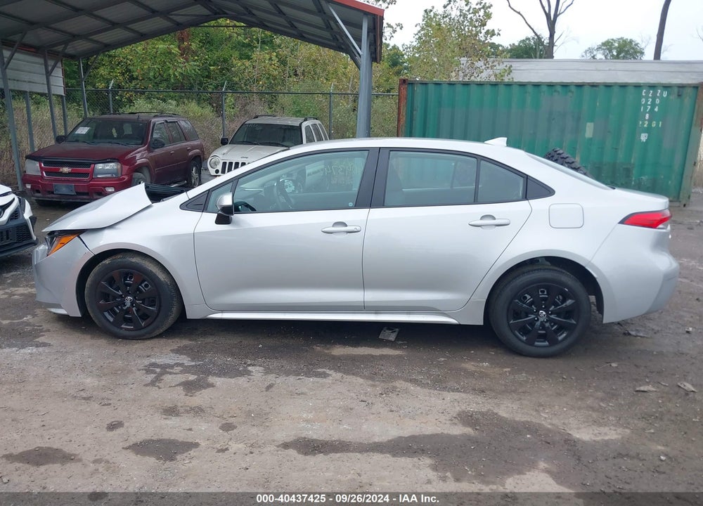 2024 TOYOTA COROLLA LE VIN: 5YFB4MDE8RP083187