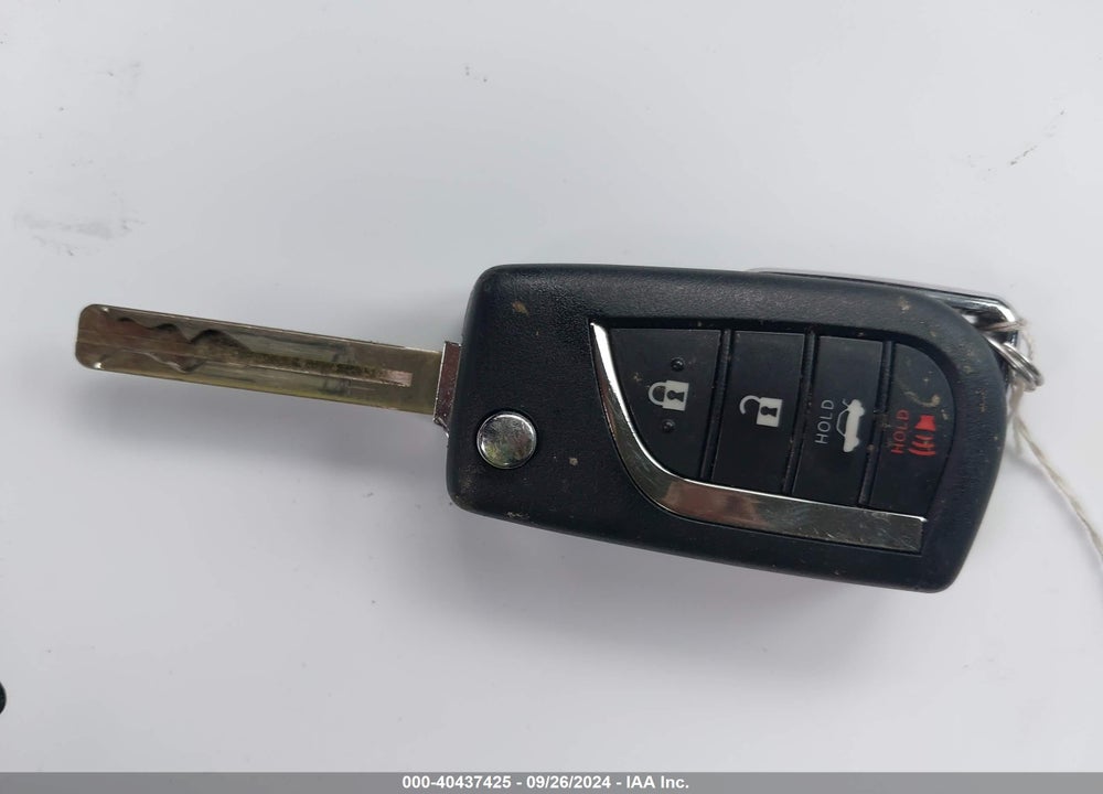 2024 TOYOTA COROLLA LE VIN: 5YFB4MDE8RP083187
