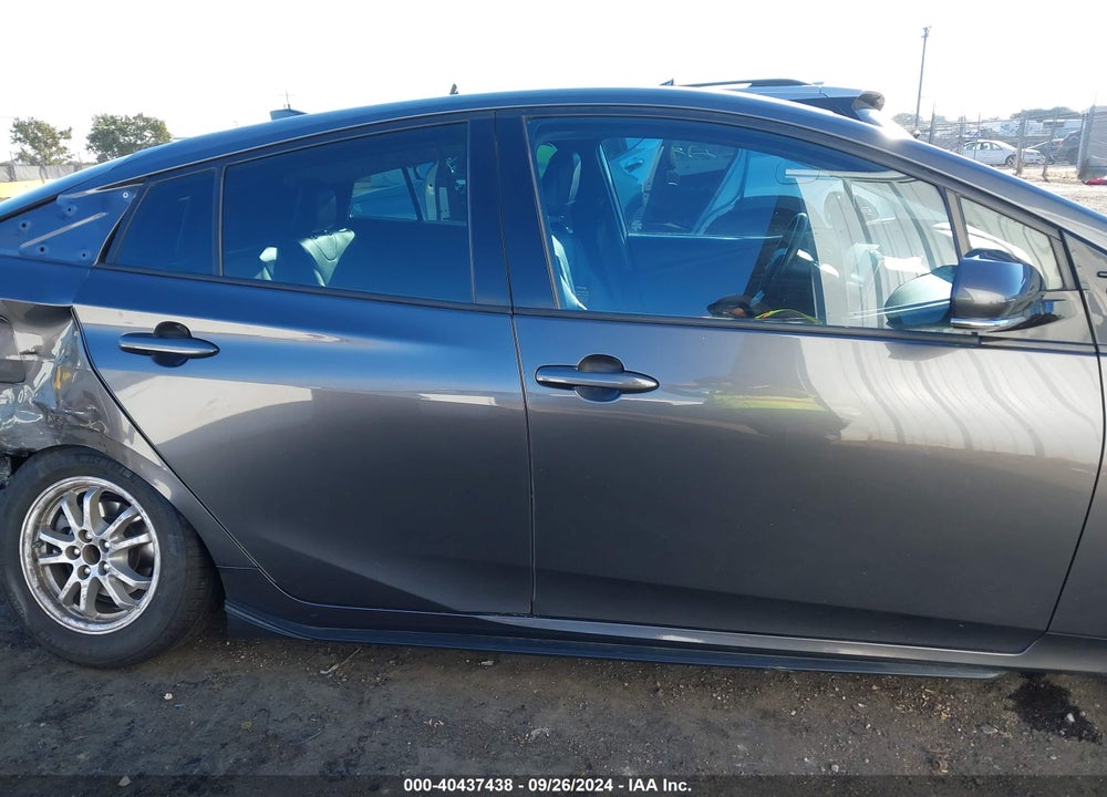 2017 TOYOTA PRIUS PRIME PREMIUM VIN: JTDKARFPXH3001276