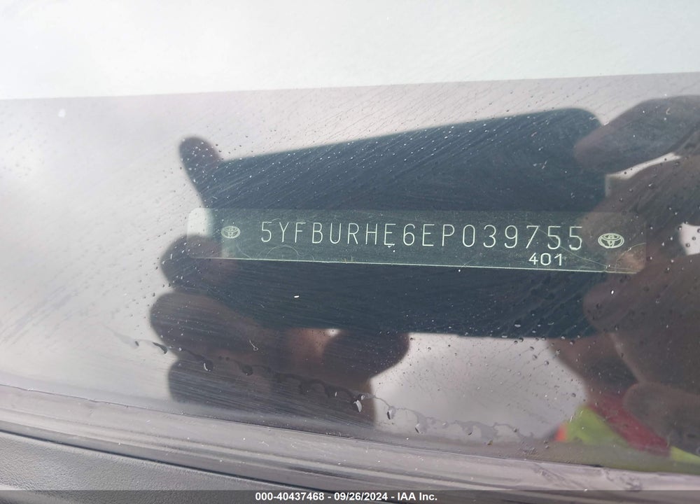 2014 TOYOTA COROLLA LE PREMIUM VIN: 5YFBURHE6EP039755