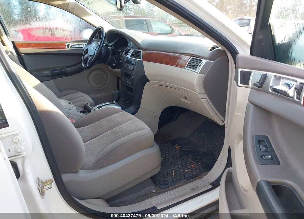 2004 CHRYSLER PACIFICA VIN: 2C8GM68404R642970