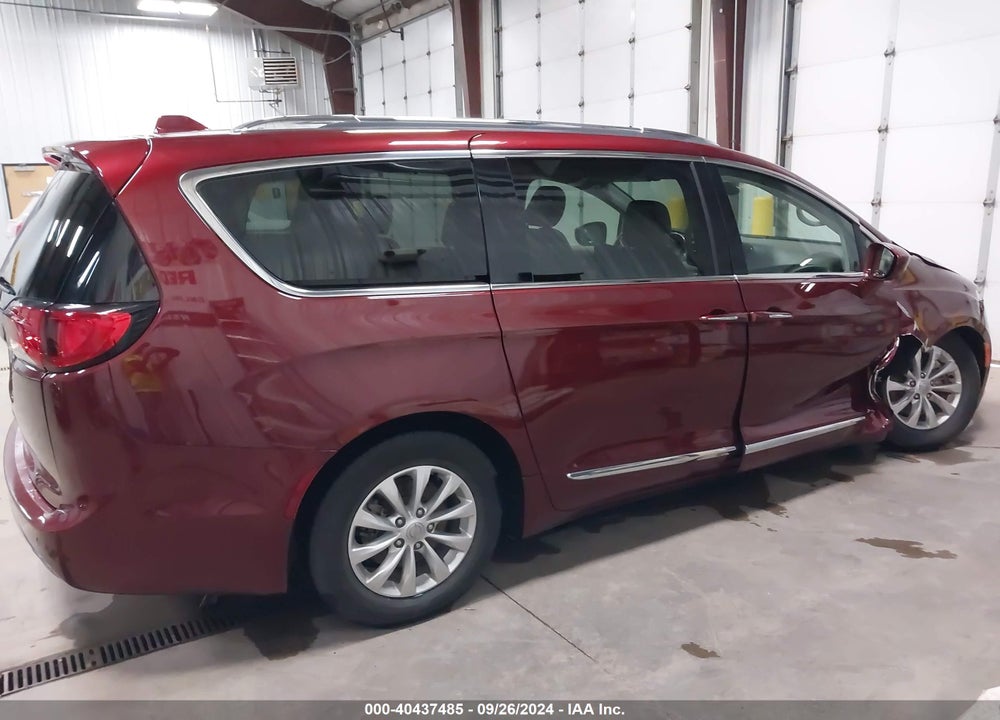 2018 CHRYSLER PACIFICA TOURING L PLUS VIN: 2C4RC1EG1JR182535