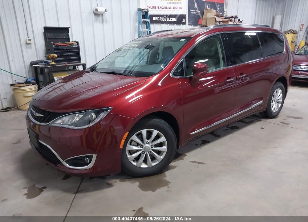 2018 CHRYSLER PACIFICA TOURING L PLUS VIN: 2C4RC1EG1JR182535