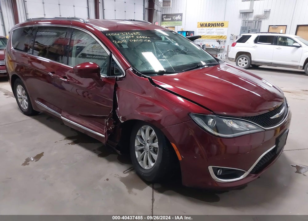 2018 CHRYSLER PACIFICA TOURING L PLUS VIN: 2C4RC1EG1JR182535