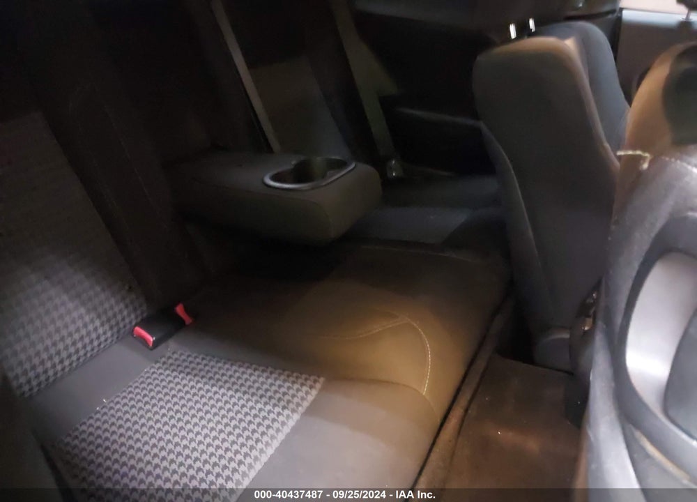 2015 DODGE CHALLENGER SXT VIN: 2C3CDZAG3FH728289