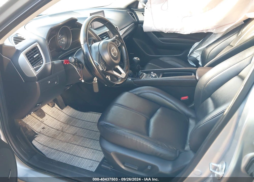 2018 MAZDA 3 TOURING VIN: 3MZBN1V38JM254778