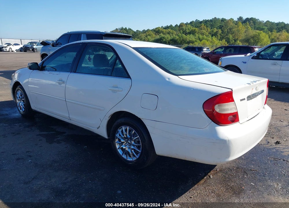 2004 TOYOTA CAMRY LE VIN: 4T1BE32K14U320190