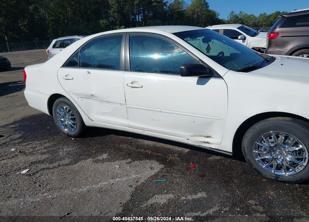 2004 TOYOTA CAMRY LE VIN: 4T1BE32K14U320190