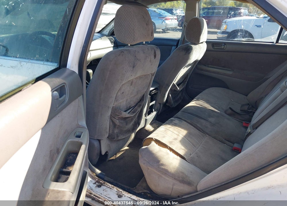 2004 TOYOTA CAMRY LE VIN: 4T1BE32K14U320190
