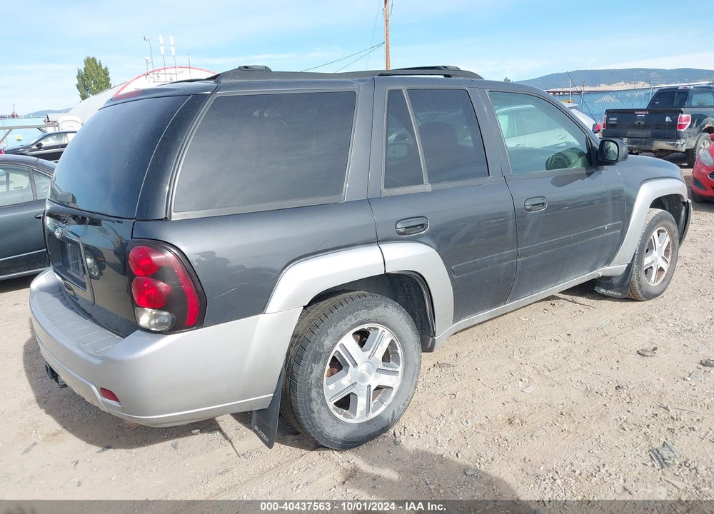 2007 CHEVROLET TRAILBLAZER LT VIN: 1GNDT13S472139582