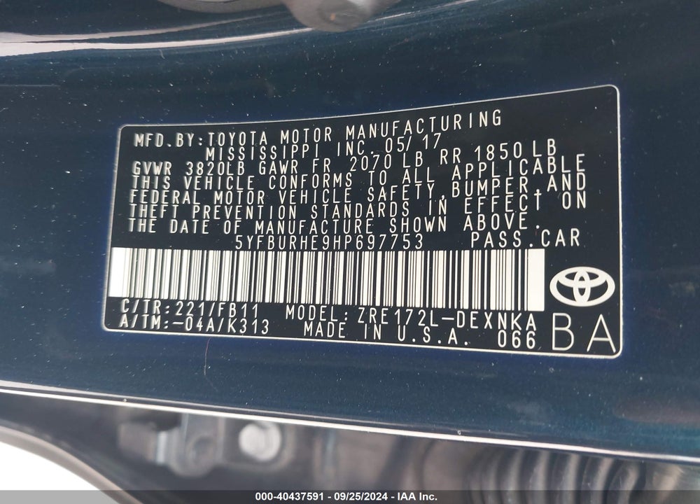 2017 TOYOTA COROLLA LE VIN: 5YFBURHE9HP697753
