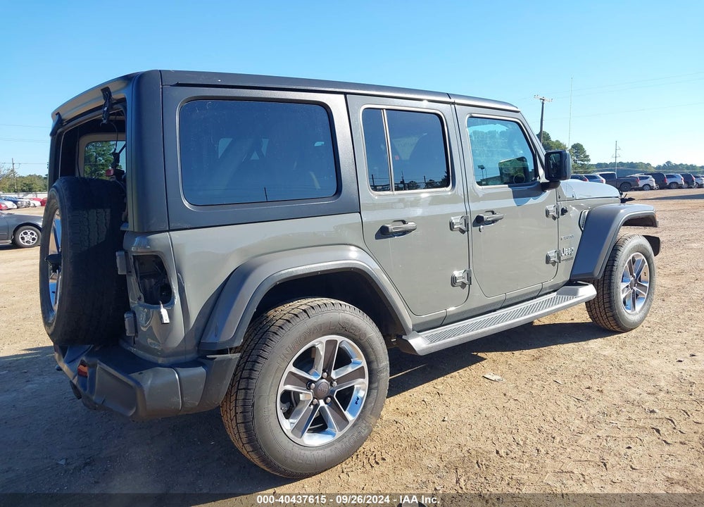 2018 JEEP WRANGLER UNLIMITED SAHARA 4X4 VIN: 1C4HJXEG8JW225053