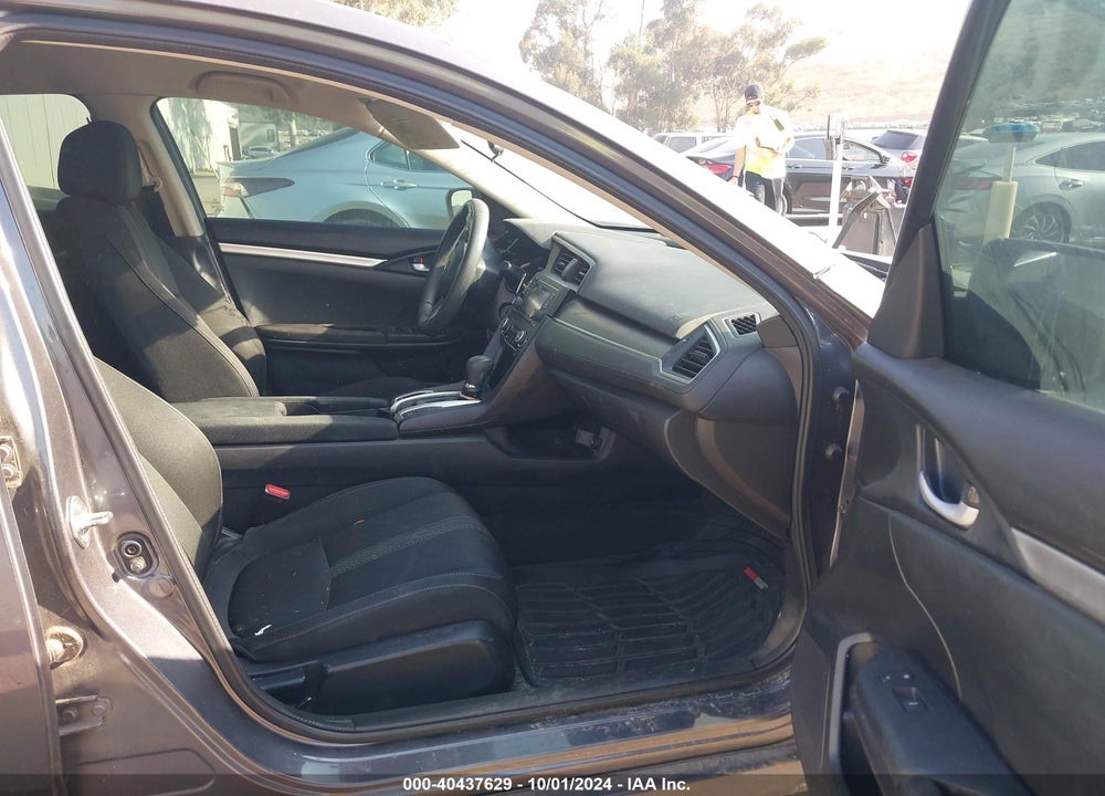 2017 HONDA CIVIC LX VIN: 2HGFC2F54HH567496