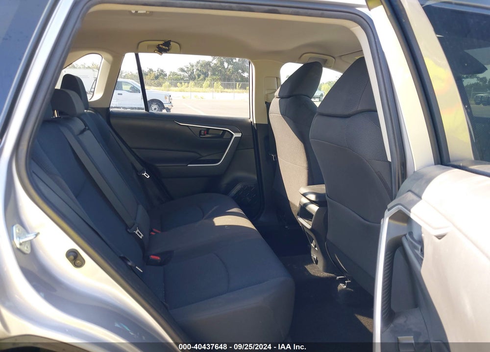 2021 TOYOTA RAV4 LE VIN: JTMH1RFV4MD071871