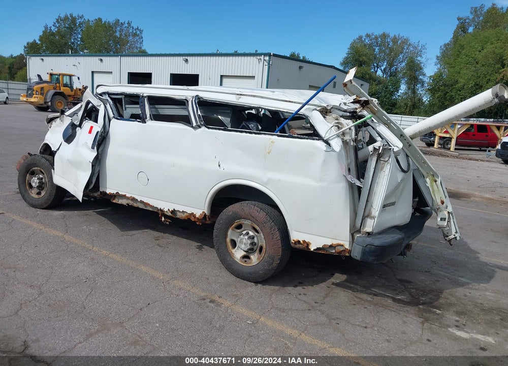 2007 CHEVROLET EXPRESS WORK VAN VIN: 1GCGG25V171248837