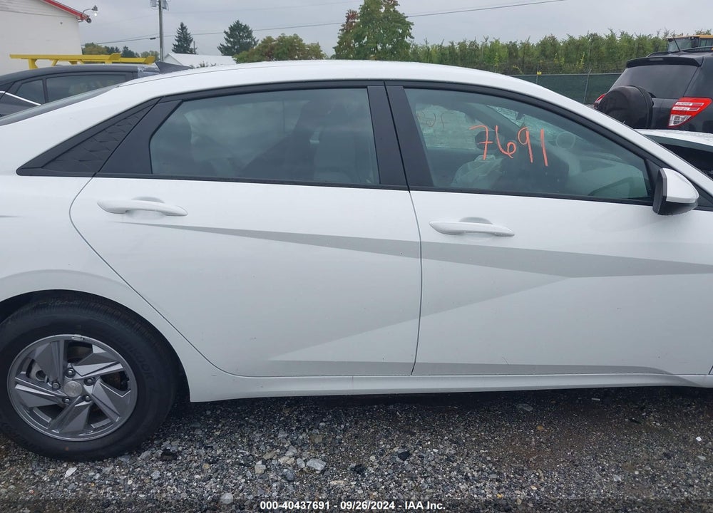 2024 HYUNDAI ELANTRA SE VIN: KMHLL4DG8RU826566