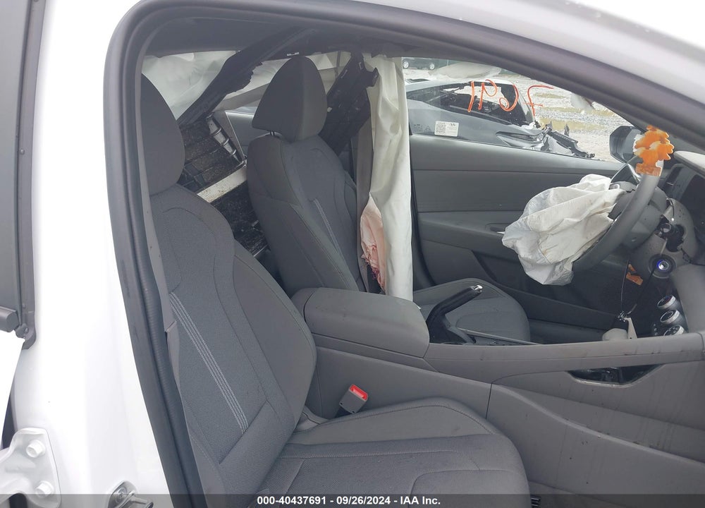2024 HYUNDAI ELANTRA SE VIN: KMHLL4DG8RU826566