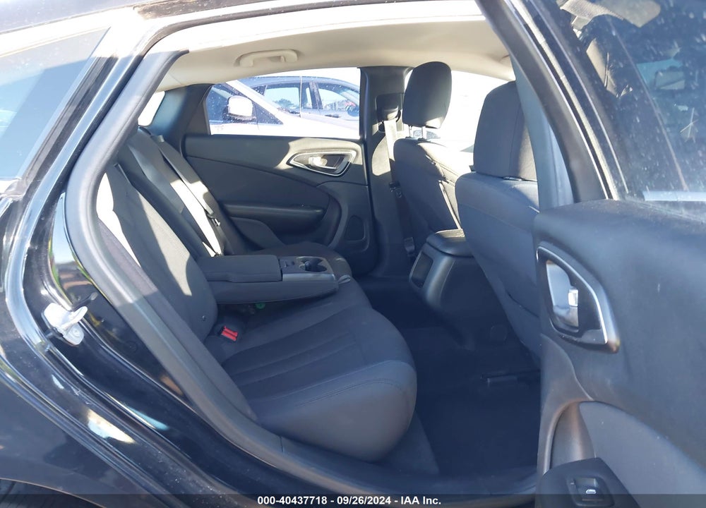 2016 CHRYSLER 200 LIMITED VIN: 1C3CCCAG0GN138866