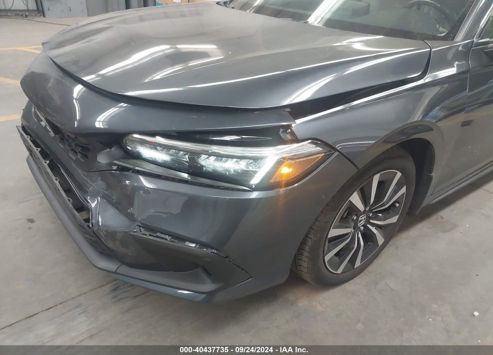2023 HONDA CIVIC EX-L /EX-L W/O BSI VIN: 19XFL1H74PE018043