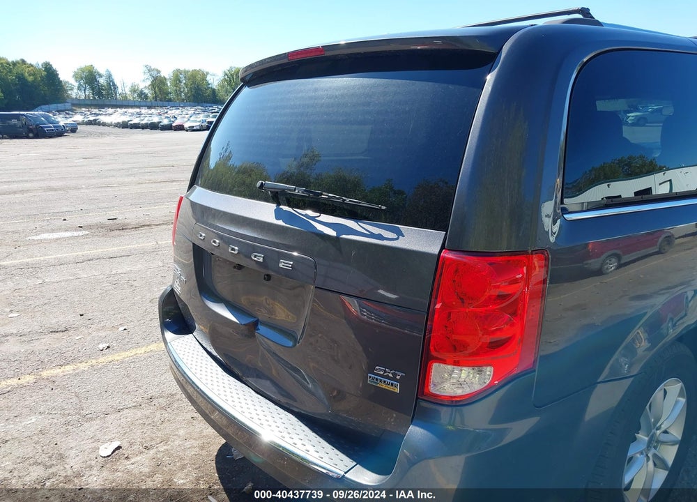 2018 DODGE GRAND CARAVAN SXT VIN: 2C4RDGCG0JR267899