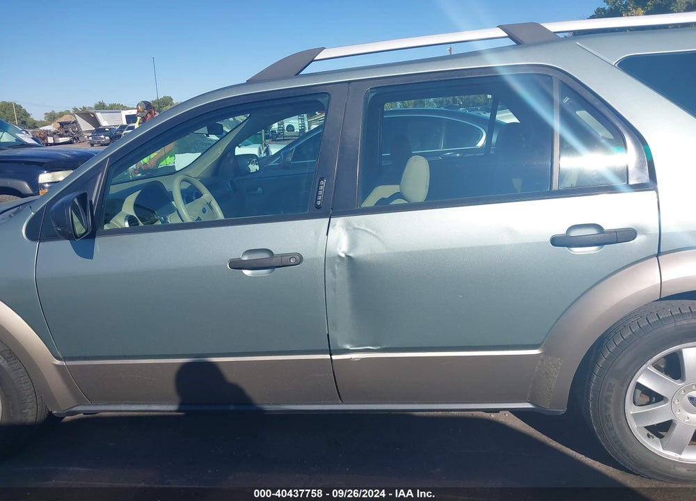 2005 FORD FREESTYLE SE VIN: 1FMZK01105GA22177