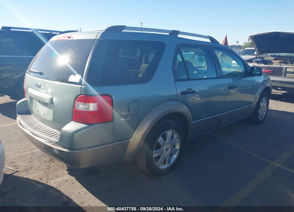 2005 FORD FREESTYLE SE VIN: 1FMZK01105GA22177