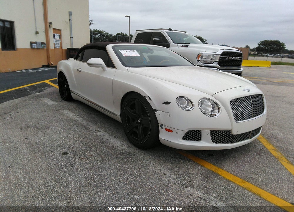 2013 BENTLEY CONTINENTAL GTC VIN: SCBGR3ZA0DC079162