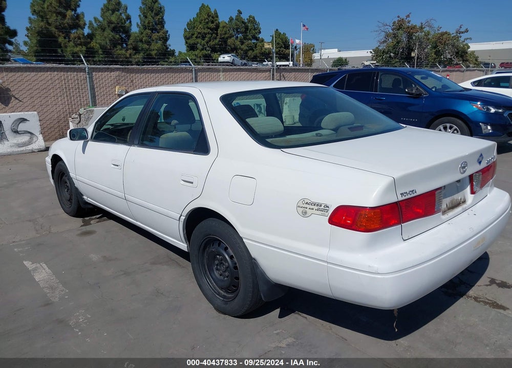 2001 TOYOTA CAMRY LE VIN: JT2BN22K910001274