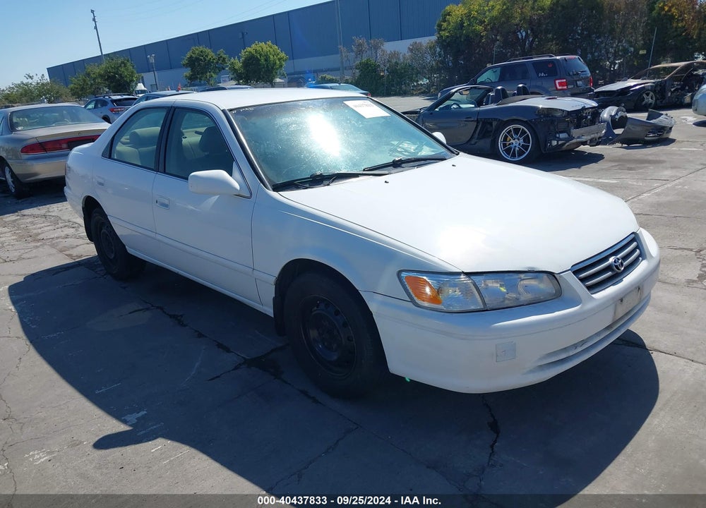 2001 TOYOTA CAMRY LE VIN: JT2BN22K910001274